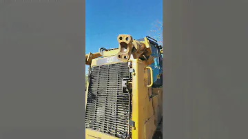 Ремонт бульдозера Caterpillar D6R (Ремонт ходовой части, замена натяжителя, замена цепи)