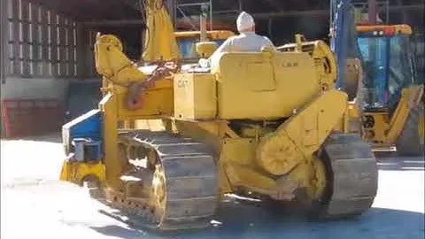 Sold! Caterpillar 561C Hydraulic Sideboom Pipelayer Crawler bidadoo.com