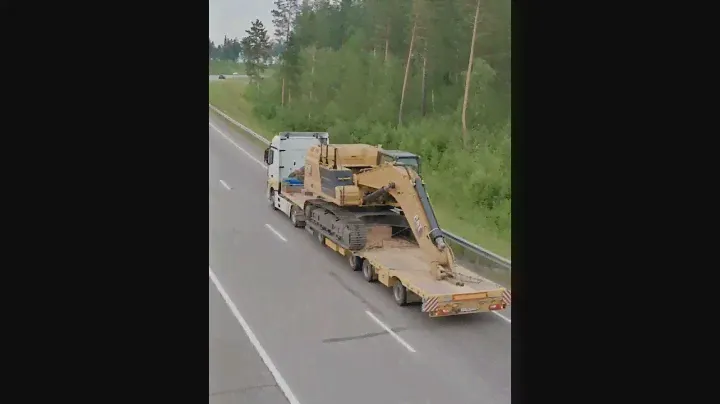 Экскаватор Cat® 345: из Владивостока в Иркутск