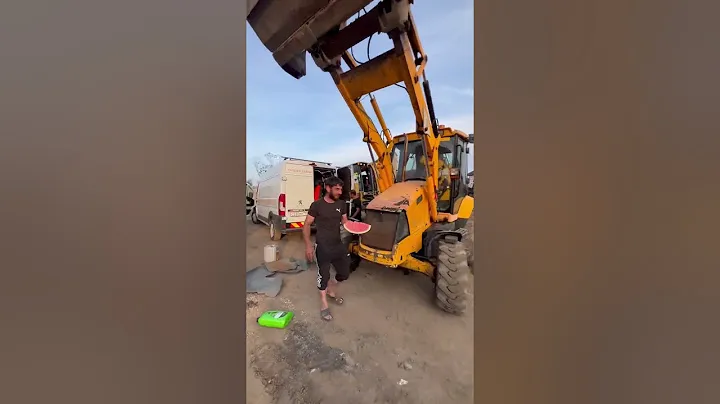 JCB, Caterpillar, у всех есть вопросы! Только у Cukurova нет вопросов!