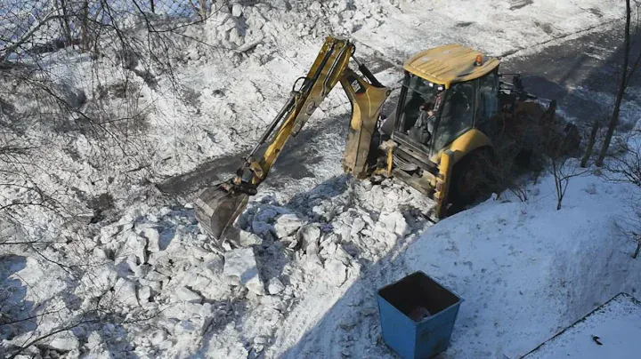 Экскаватор-погрузчик Caterpillar 428F. Конец тебе асфальт.