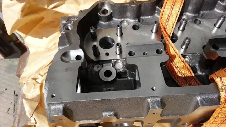 Головка блока CATERPILLAR C15