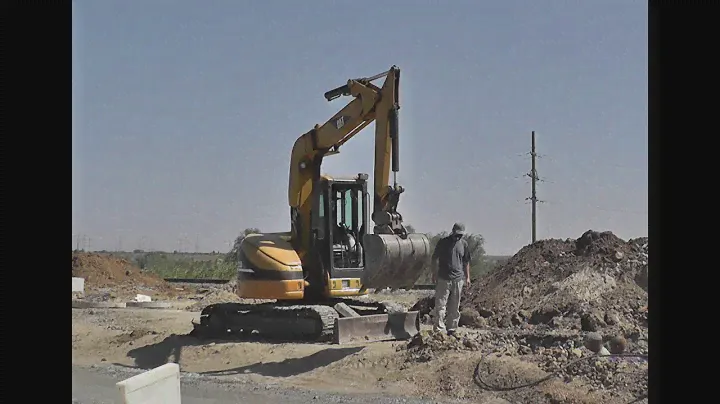 Коп траншеи под лотки. Мини экскаватор Cat 305sr/