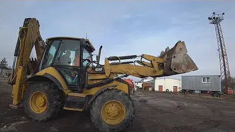Экскаватор-погрузчик CATERPILLAR 434F 2013 года