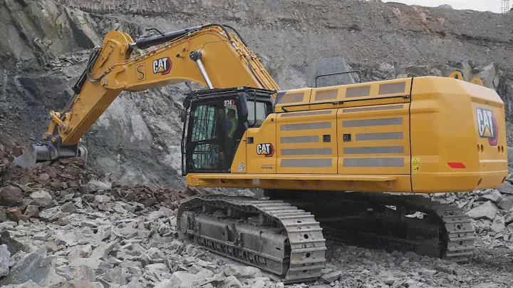 New Next Gen Cat 374 in Quarry