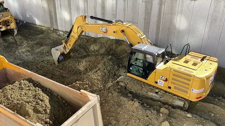 CAT 330 GC YENİ NESİL EKSKAVATÖR HAFRİYAT YÜKLEME