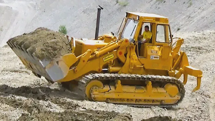LARGEST Caterpillar TraxCavator EVER Built in ACTION @ Weiach Historik