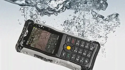 Cat B100 - защищенный кнопочный телефон с 3G и GPS