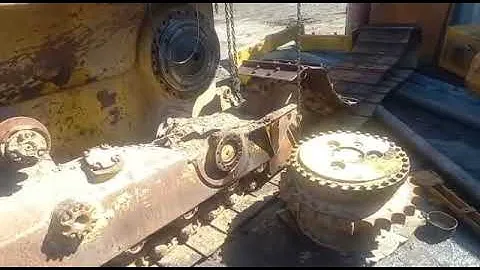 Снимали бортовой редуктор на Caterpillar D6R в городе Люберцы,