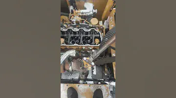 Caterpillar 3126  снятие топливных форсунок