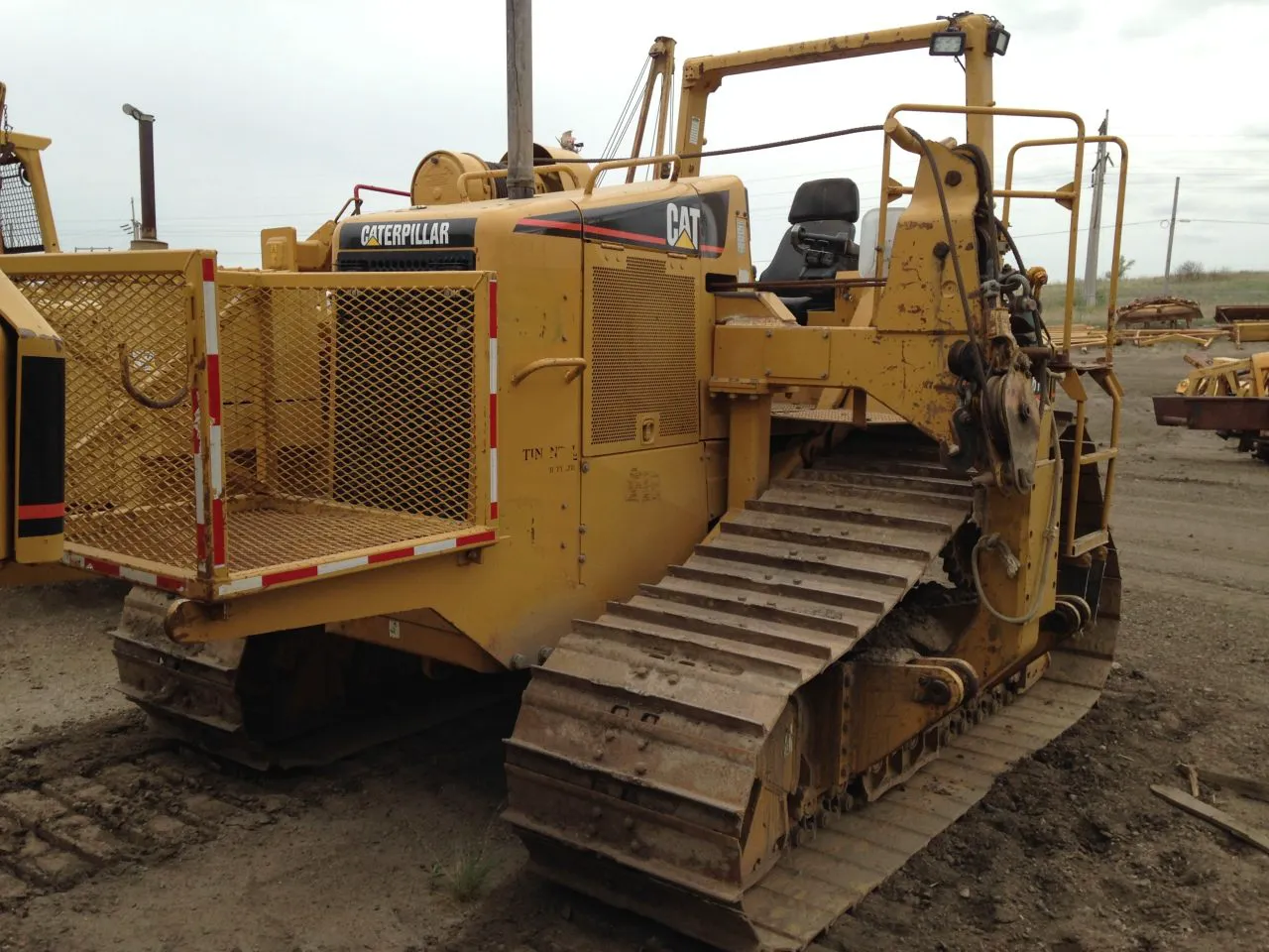 Аренда трубоукладчика Caterpillar 561N-0